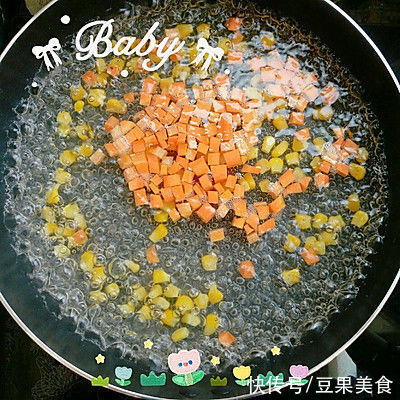 冬天吃#精致一人食#咖喱粉虾仁炒饭,暖身又暖心