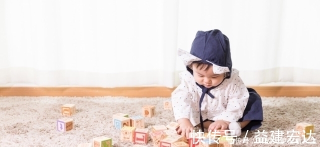 长大|长大聪明的宝宝，幼儿时会有这3种“小动作”，你家娃中了几个？