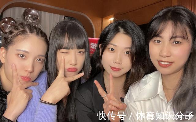 庆生|太美了!26岁女排世界冠军为闺蜜庆生,变身酷妹无愧最美副攻