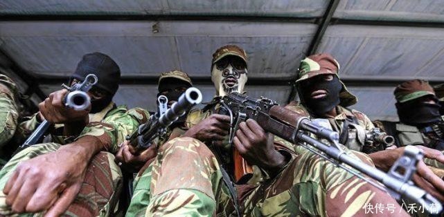 合力|为了保护母亲,非洲三名十来岁男孩合力杀死侵犯母亲的士兵