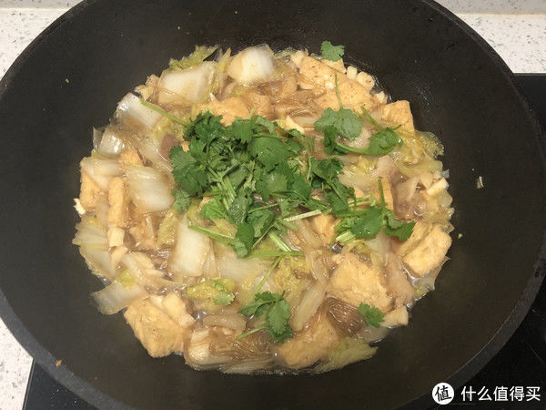 大烩菜要想好吃,“老四样”少不了,我家隔三差五吃,越吃越暖和