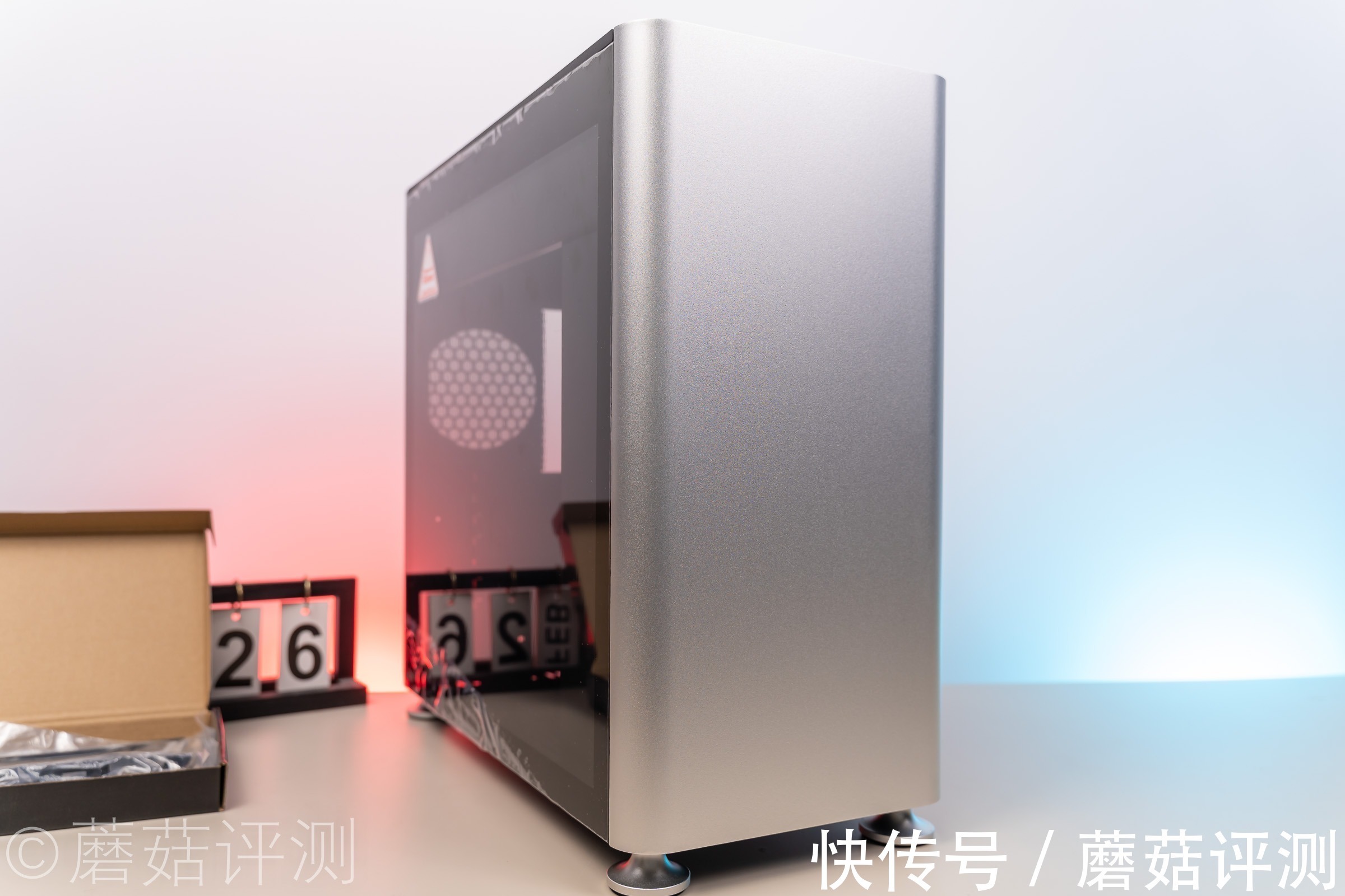 机箱|散热优秀，存储拓展性很棒！视频UP主与乔思伯I400机箱不得不说的故事