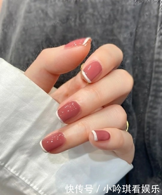 现实生活|细节之处的精美,美甲怎么能少得了?款式多样保持良好形象