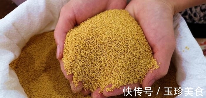 熬小米粥时，有人加碱，有人加油，都不对，教你正确做法，太香了