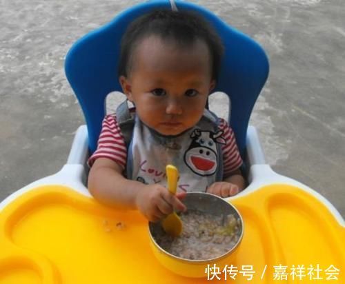 脾胃|医生:宝宝不满2岁,3种辅食不要碰,容易伤脾胃、发育慢