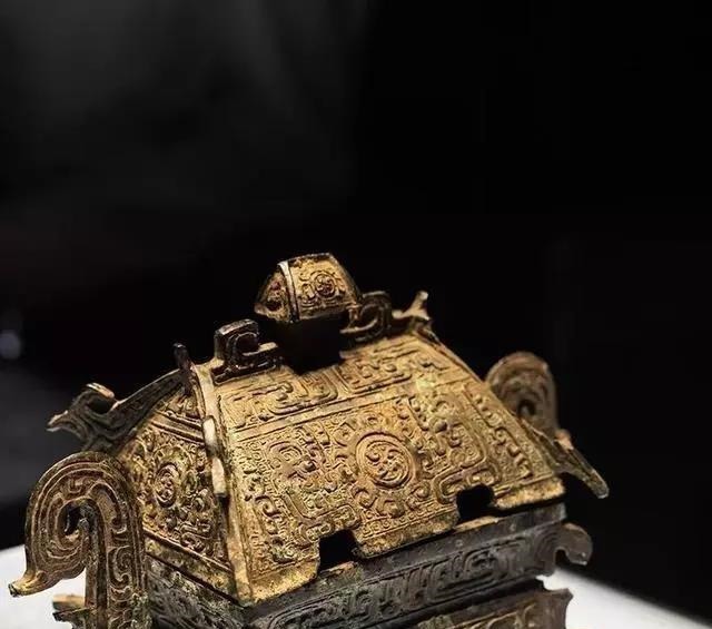 青铜器|晶哥聊古玩馆藏青铜器,这些你认识吗