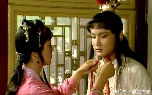 丫鬟们|她是红楼梦里心机最深的丫鬟,只靠这一招,赶走茜雪逼死晴雯