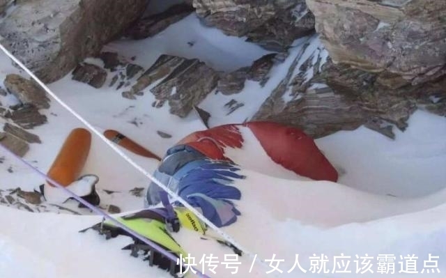 登山靴|攀登珠峰遇难的绿靴子，为何几十年没人为他收尸？原因很简单