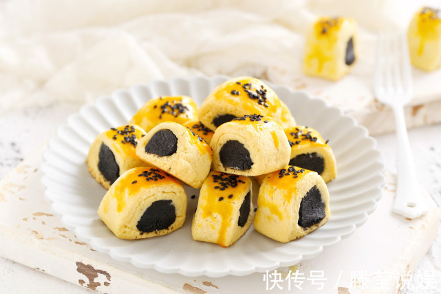 小点心|咬一口酥掉渣，健康美味小点心，做法特别简单，是烘焙入门必学款