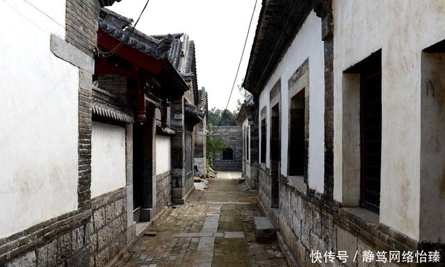 淄川张李村有个清代古建筑王家大院，青砖黛瓦，古色古香