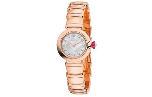 英伦女王伊丽莎白二世告诉你如何选搭腕表