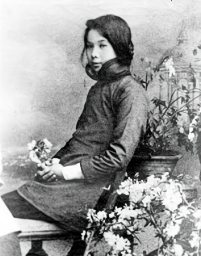 戏剧|孙维世:出身英烈家庭,认总理为义父,终成新中国戏剧事业奠基者