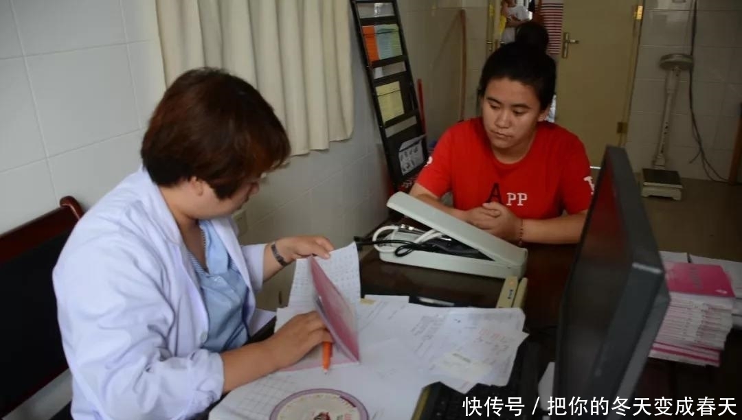 年龄|为什么产科医生都爱问头胎还是二胎？3个原因要了解，与年龄无关