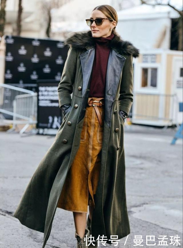 女人|50+的女人冬天怎么穿才时尚?大衣+高领衫,谁见都夸洋气