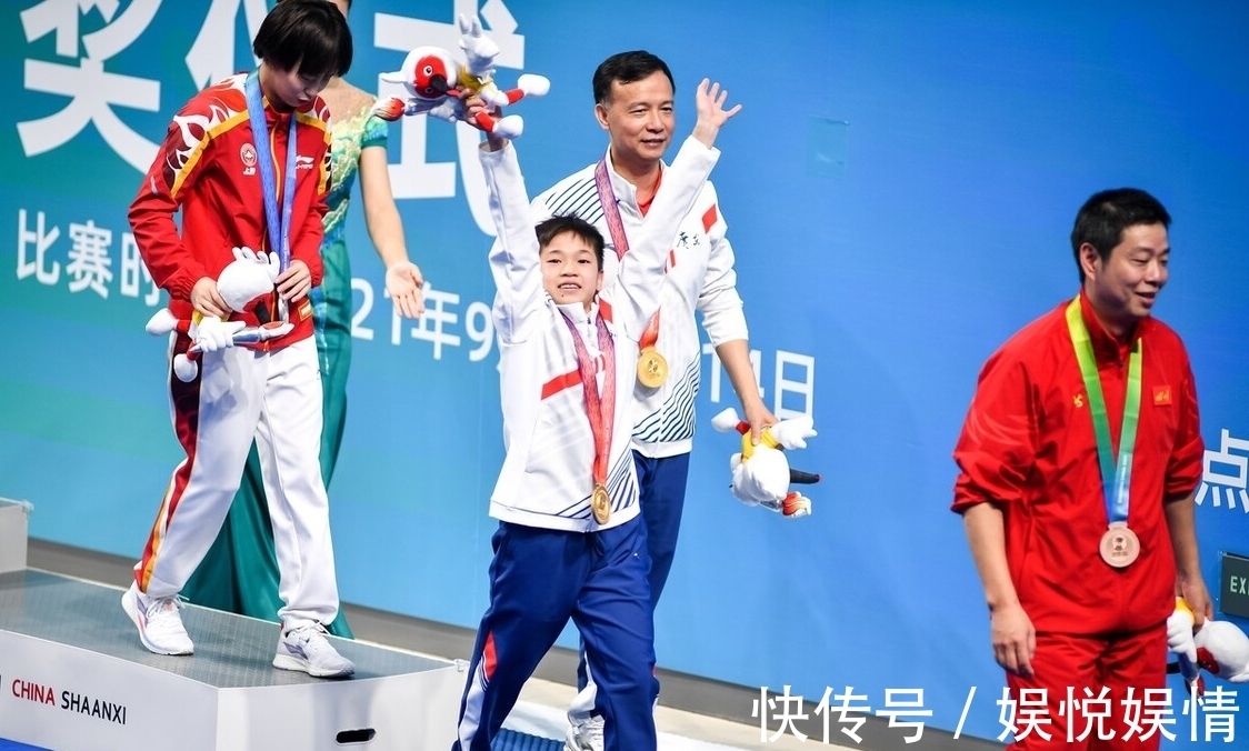 奥运会|全红婵太难了!全村都在帮忙保密,教练做法没错,师兄已拿到重奖