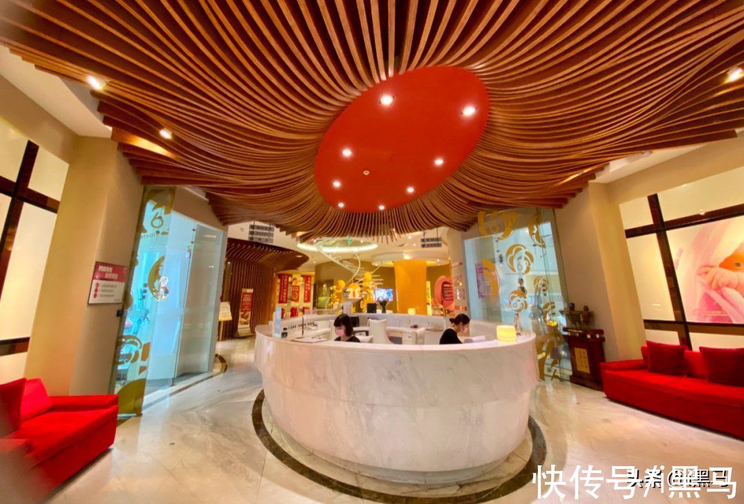 小巴|揭秘月子中心的草莽江湖