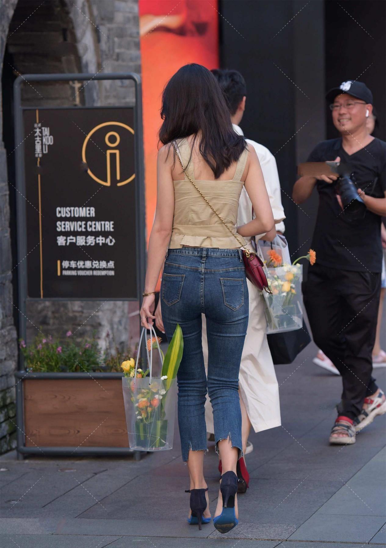tips|清新自然的牛仔裤,get这些选款技巧,轻松穿出时尚感