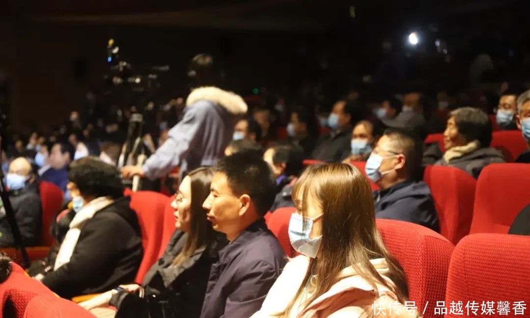 亮相了!大型新编历史秦剧《李时珍传奇》首演圆满成功