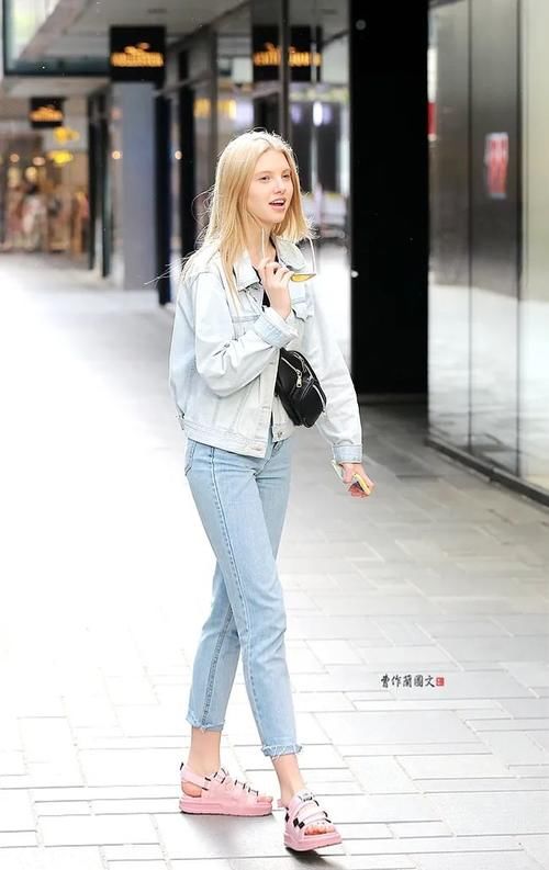 三里屯美女，脚踝之美也能很惊艳