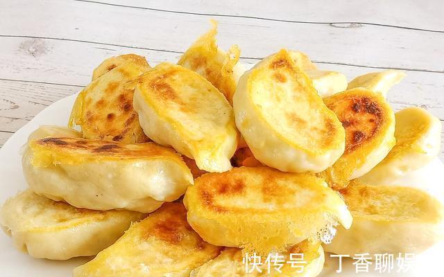 美味|饺子别再煮着吃，教你这样做，外皮金黄酥脆，馅料滑嫩流汁，美味