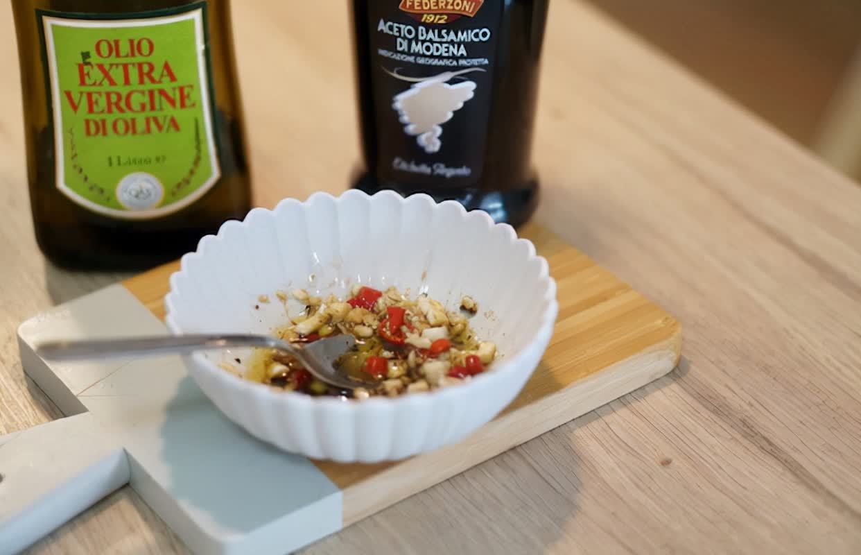 酱汁|颜值很高的一道凉拌菜，香辣过瘾又解馋，很爽口