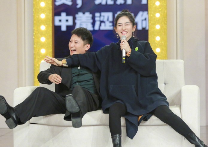 快樂家族|“快撈”全家翻車!繼何炅謝娜后,李維嘉代孕被扒!涉及多位明星