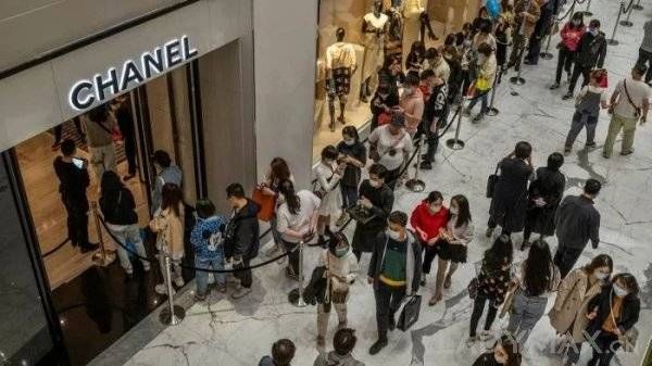 品牌|电商不一定会损害品牌 Chanel或将在线上卖手袋