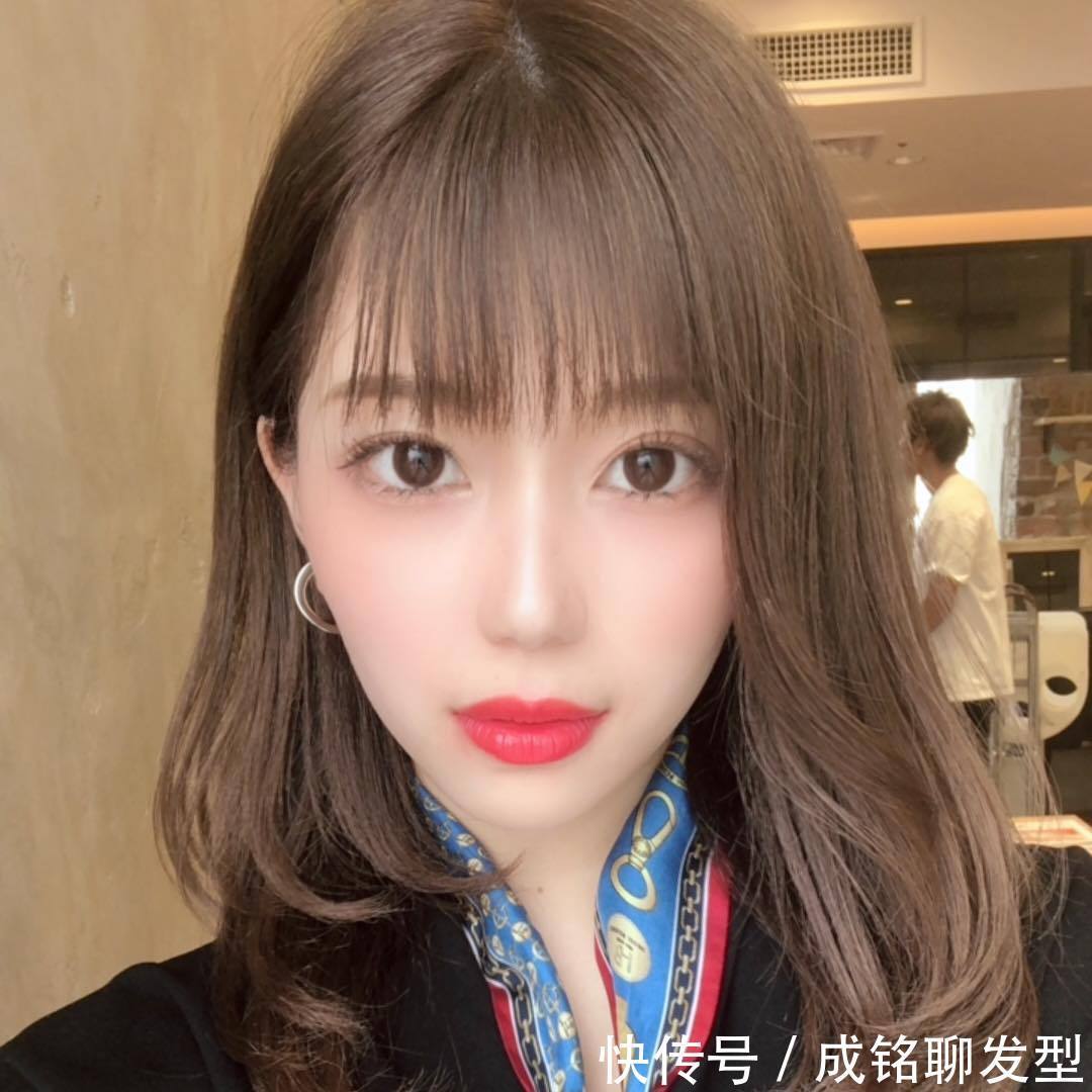 额角|选对刘海可以拯救一张脸,四款超火的网红刘海,时尚减龄又小脸