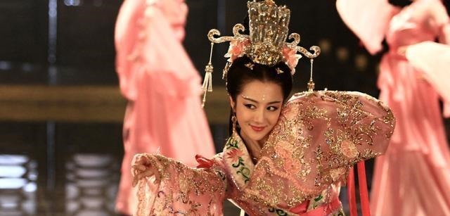 郑穆公!红颜祸水第一人,杀三夫一君一子,亡一国两卿,九个男子因她而死!