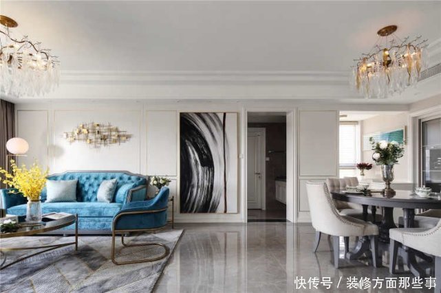 三居室|99平现代风三居室,客厅金色的应用无处不在彰显着主人的精致