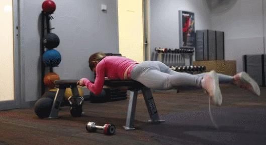 双腿|居家翘臀养成计划,徒手+弹力带动作,让你练出饱满翘臀