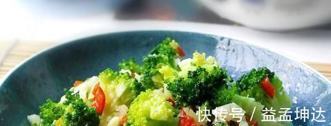 类黄酮|西兰花营养丰富又防癌,但你肯定不知道,西兰花配上它效果翻倍!