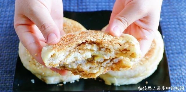 老公最馋的麻酱烧饼,今天又做了一锅,外酥里软、层层酱香,真馋