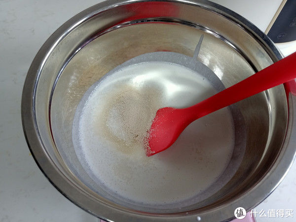 原来米糕这么简单！1杯牛奶2杯米，一拌一蒸就搞定，好吃到停不下