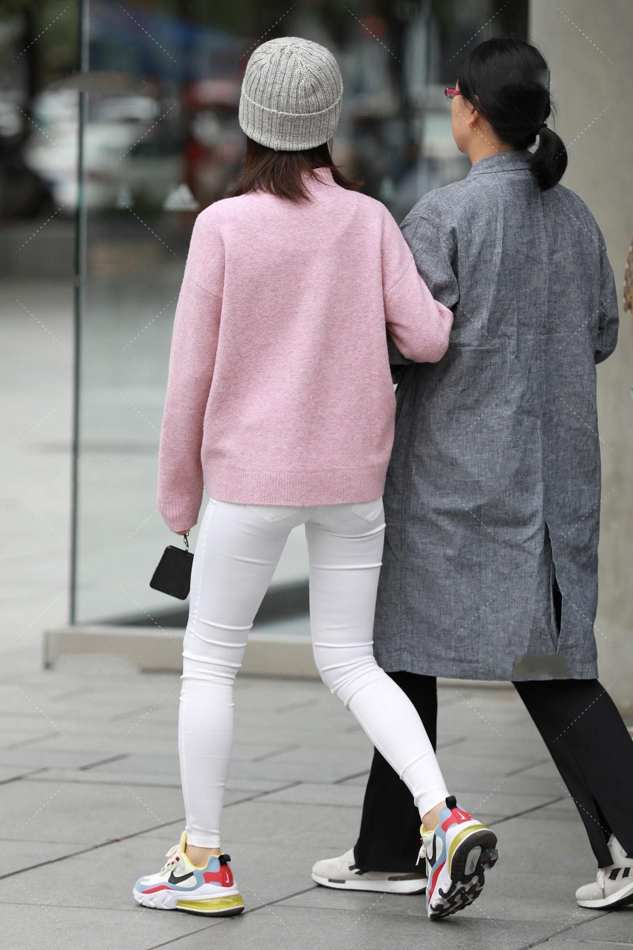 裤子|毛衣加裤子, 保暖又时尚的穿搭, 配上帽子时髦感十足