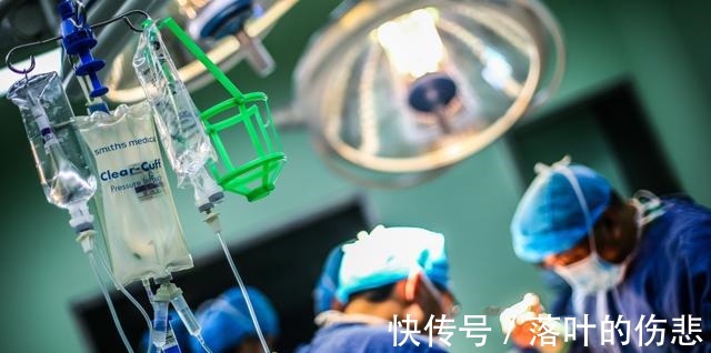 心梗|同是冠心病,一个长期吃药一个放了支架,十年后命运截然不同