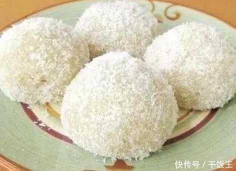 美食:豆腐糯米糍,金针菇培根卷,菠萝排骨,酥脆杏鲍菇