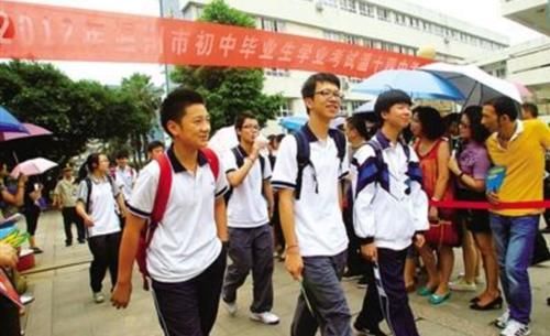 中考改革后，学生成绩得什么水平才能“安全”上高中？真挺不容易