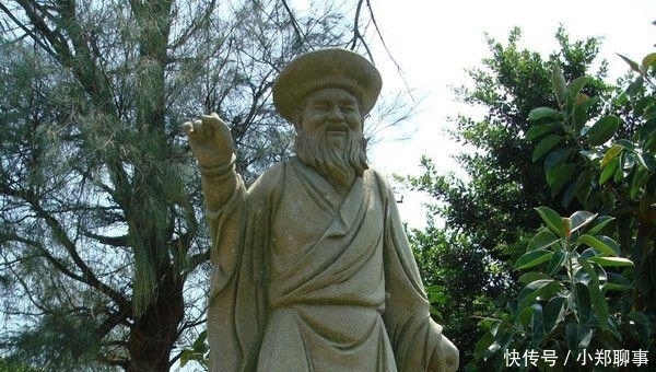 此人在梁山排名第五十一,武艺不高运气好,力斩八十万禁军教头