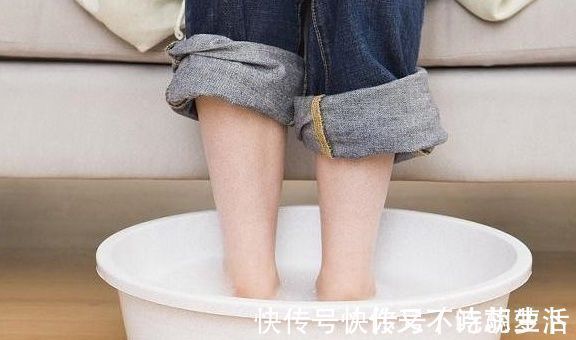 睡姿|孕期,孕妇睡前坚持做几件事,小宝贝出生后身体健康,会感激你