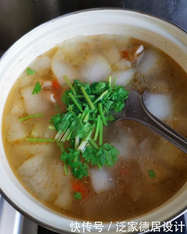 鸡腿|鸡腿冬瓜汤的做法,营养更全,还不油腻!