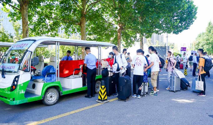 学生宿舍|北航迎3860名2021级本科新生 细节让仪式感温情感满满