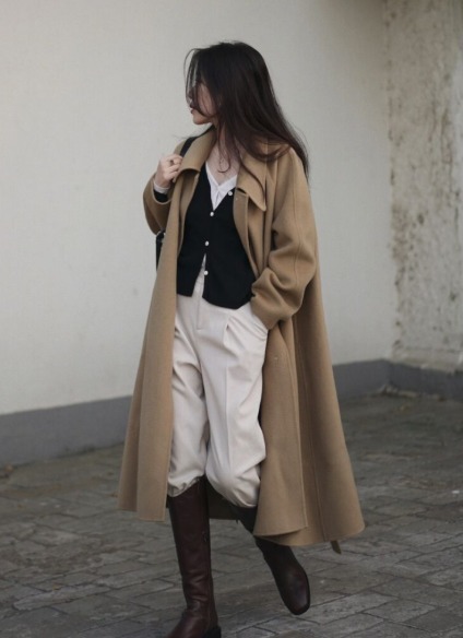 小蛮腰 真正洋气的女人,冬天穿大衣都喜欢这样搭配,精致优雅又有气场