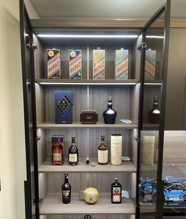 鞋柜|这是我见过改造最个性,最有档次的精装房,入户鞋柜实用又抢眼