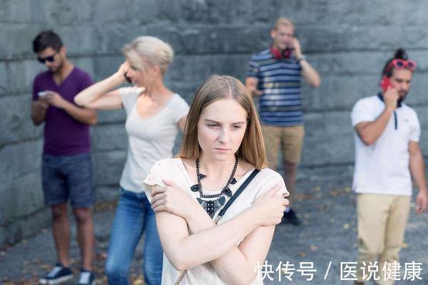 入睡困难|抑郁症早期,身体或出现4种表现,若你有,要及时检查,不能拖