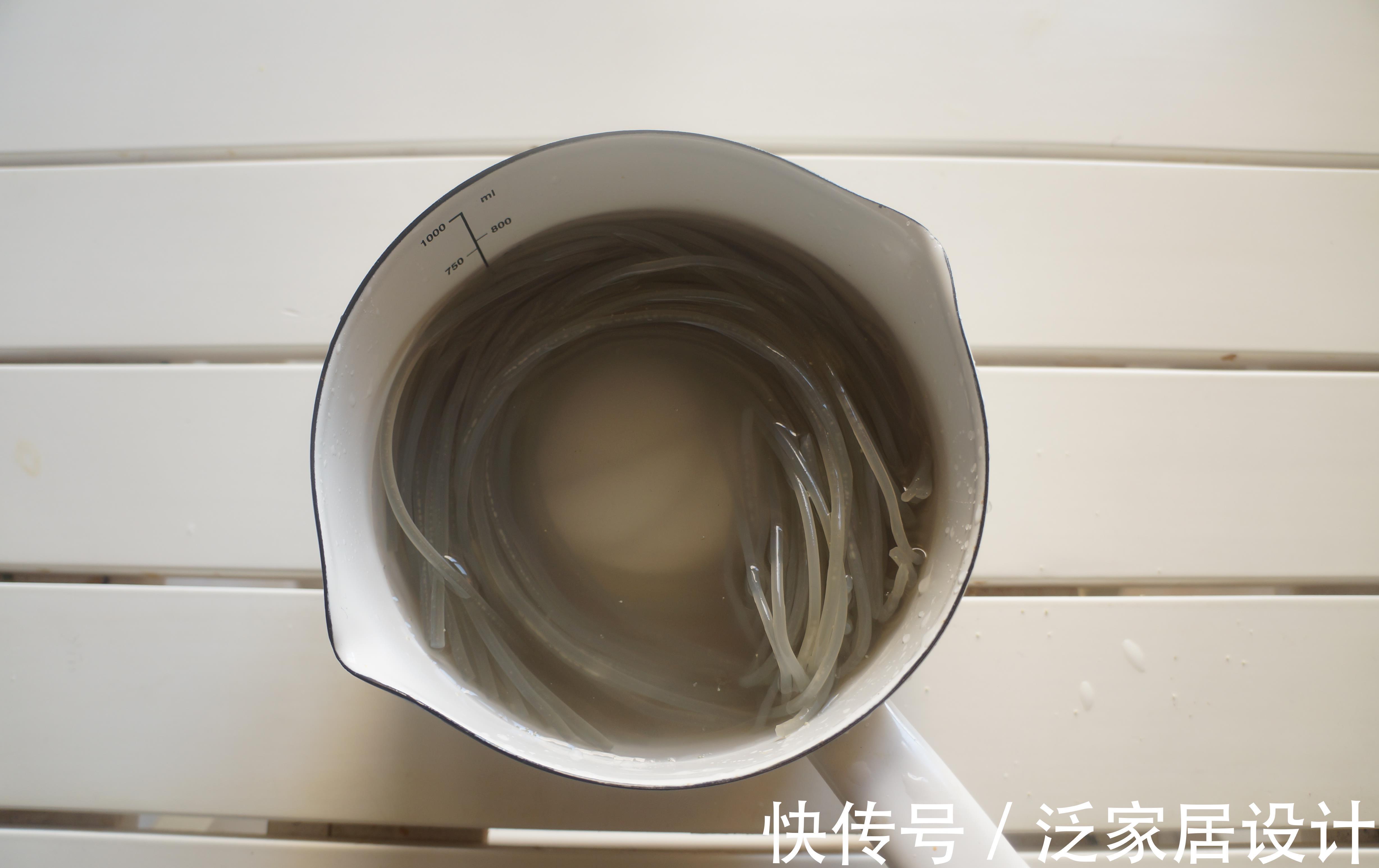 好吃|炒粉条一下锅就粘?用对了办法,又快又好吃,还不粘锅