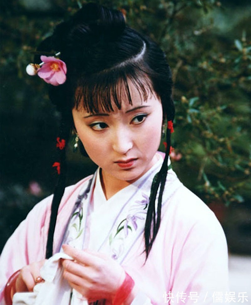 黛玉@陈晓旭,13张红楼梦剧照,真正的古典美人,天上掉下来的林妹妹