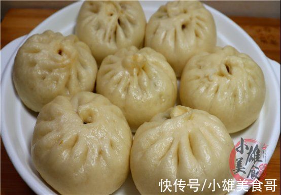 这个馅的包子,相信很多人都没吃过,好吃又简单,比包子铺都鲜