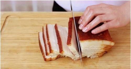  两块钱|梅菜扣肉不用梅菜，用这种普通调料比梅菜更美味，成本不到两块钱