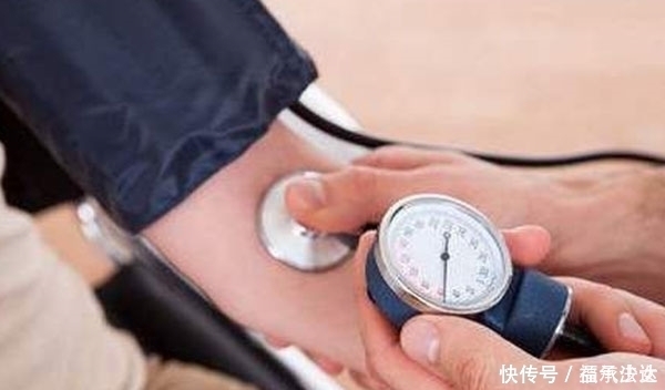 不愈|高血压久治不愈？量血压10人9错，想要量得准，这些细节不能忽视